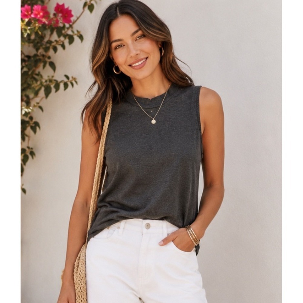 O'Neill Sleeveless Mock-neck Subtle Ribbed Charcoal Gray Tank Top Women's S EUC